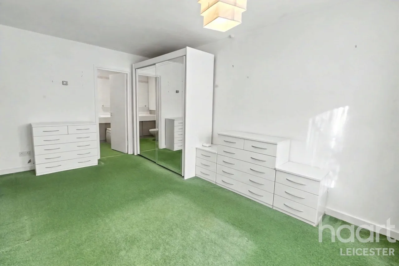 Hawthorne Drive, Leicester, LE5, photo 10
