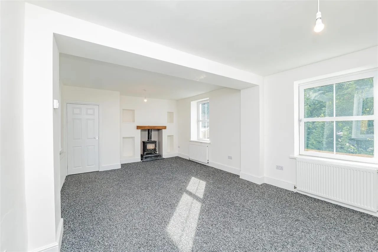Park Place, Abertillery, NP13, photo 7