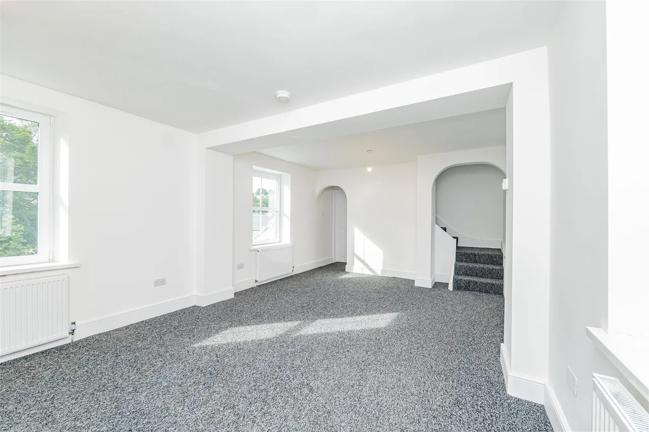 Park Place, Abertillery, NP13, photo 6