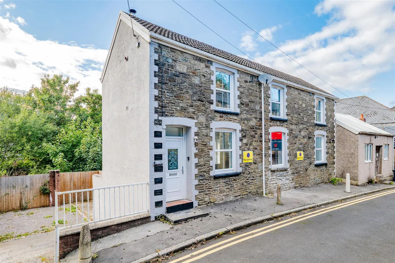Park Place, Abertillery, NP13, photo 46