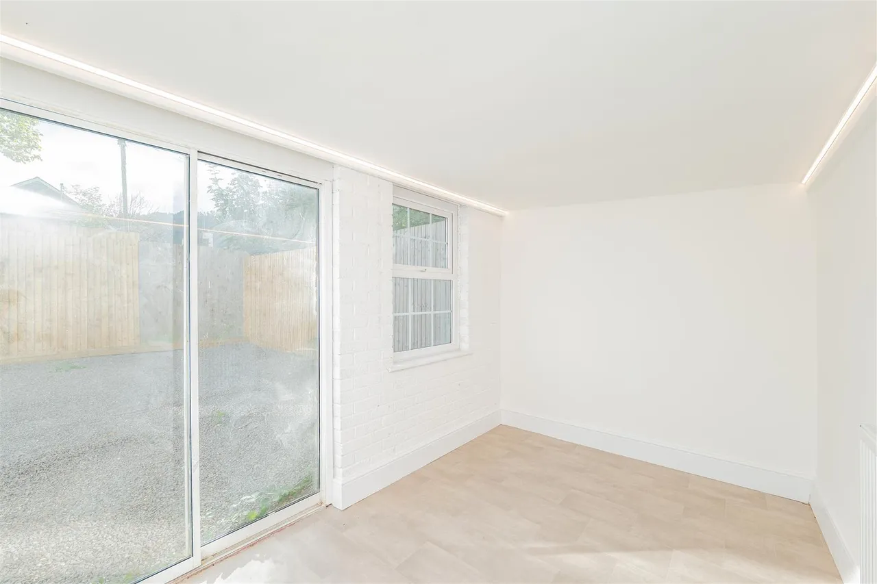 Park Place, Abertillery, NP13, photo 39