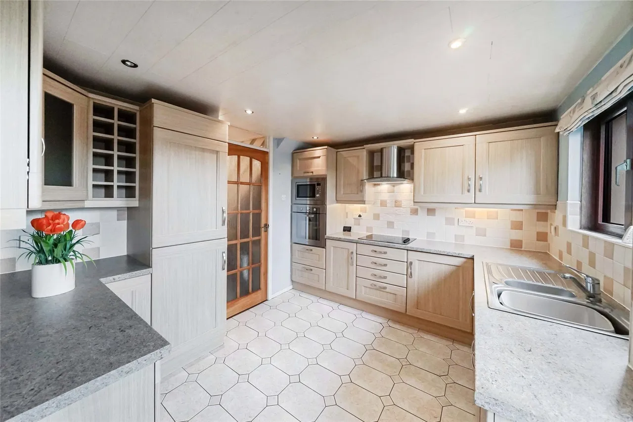 Tomtain Brae, Cumbernauld, Glasgow, North Lanarkshire, G68, photo 9