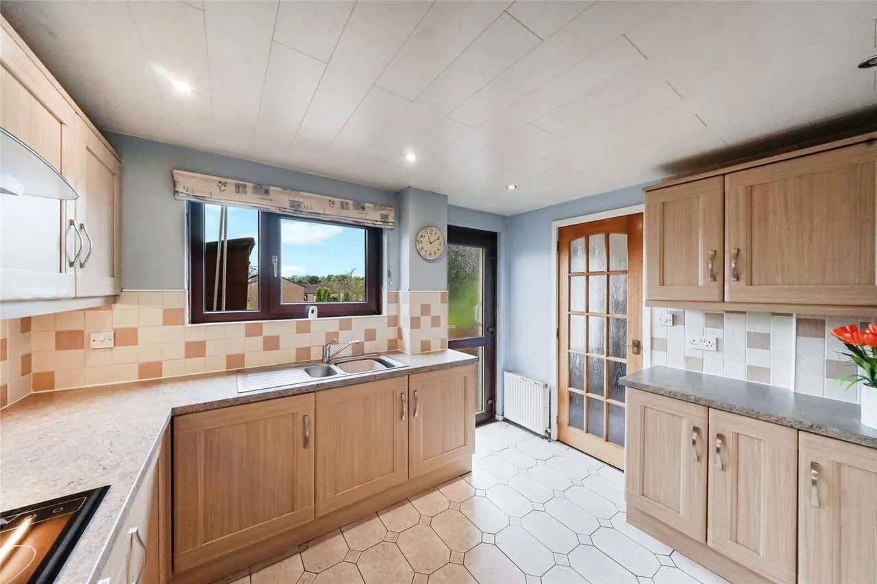 Tomtain Brae, Cumbernauld, Glasgow, North Lanarkshire, G68, photo 8