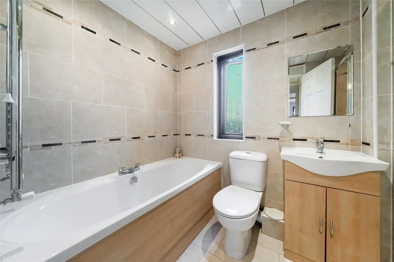 Tomtain Brae, Cumbernauld, Glasgow, North Lanarkshire, G68, photo 15