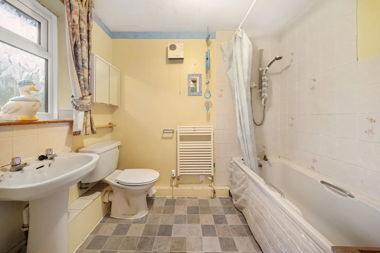Blowinghouse Lane, Bodmin, PL30, photo 11