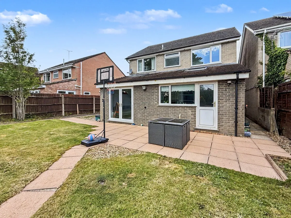 Wareham Road, Corfe Mullen, BH21, photo 28