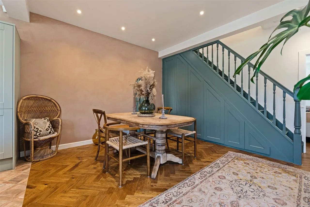 Myrtle Road, Hampton Hill, TW12 1QB, photo 7