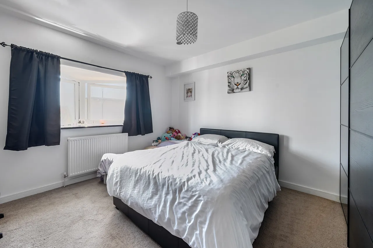 Flat 5, Capital House, 454 Larkshall Road, London, photo 7