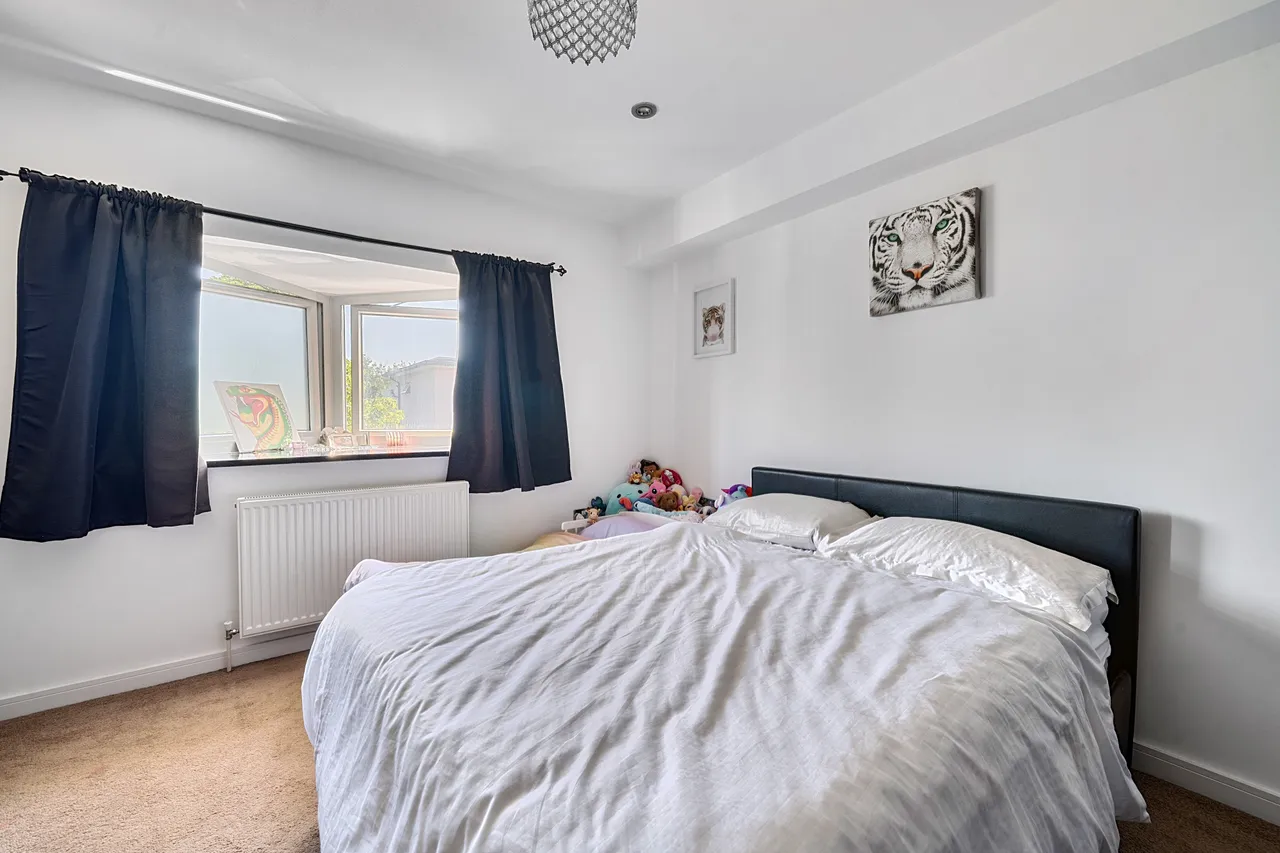 Flat 5, Capital House, 454 Larkshall Road, London, photo 12
