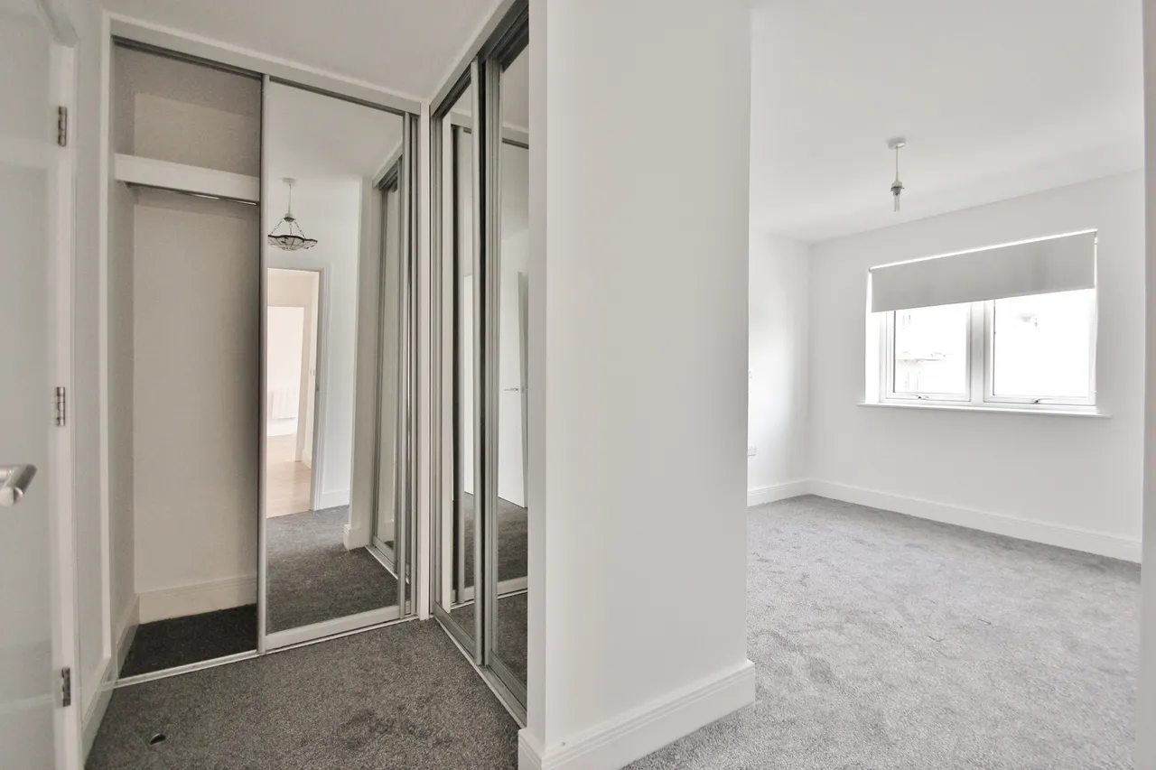 Roehampton Lane, Roehampton, SW15, photo 8