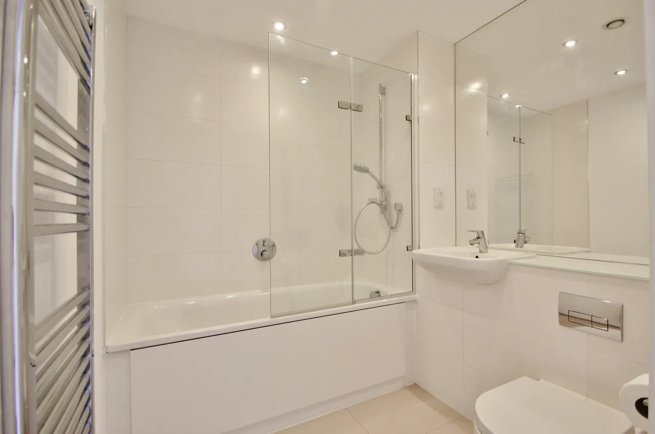 Roehampton Lane, Roehampton, SW15, photo 9