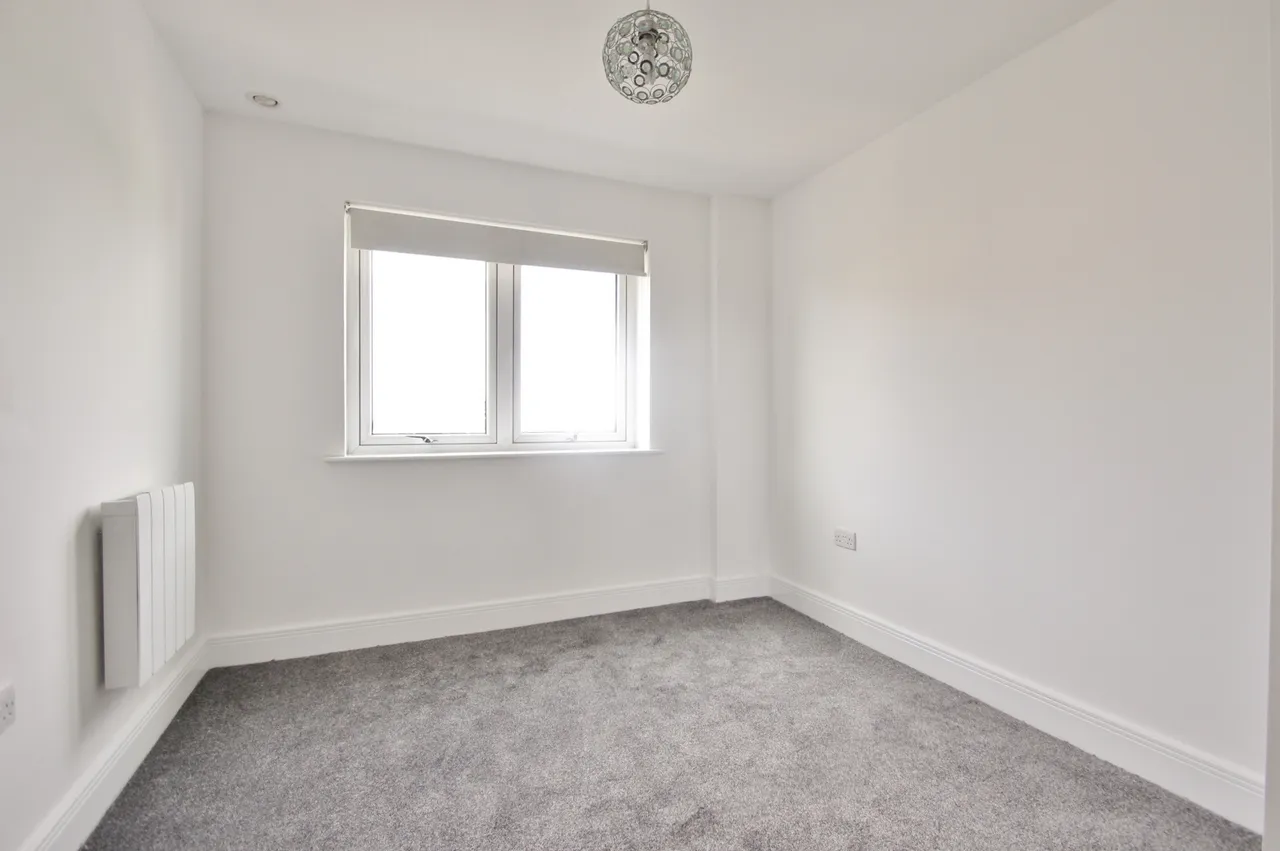 Roehampton Lane, Roehampton, SW15, photo 13