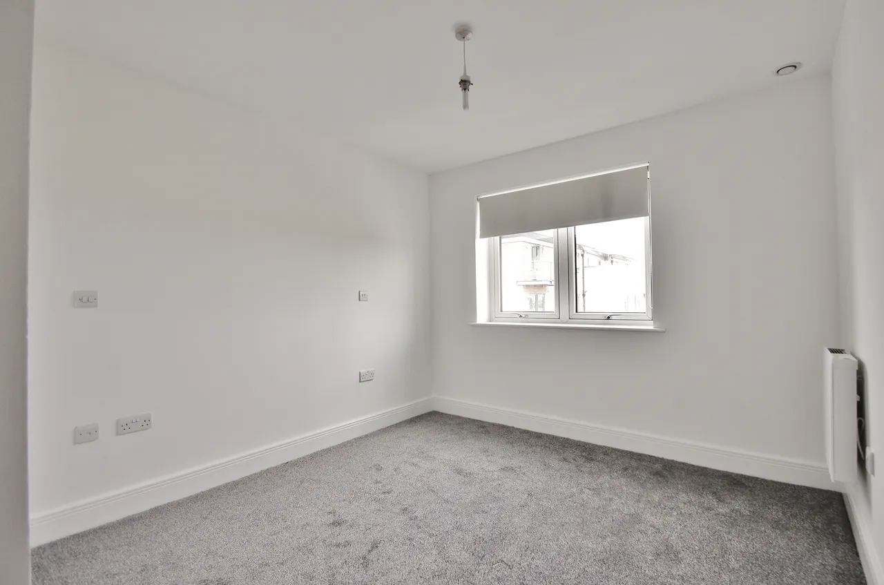 Roehampton Lane, Roehampton, SW15, photo 10