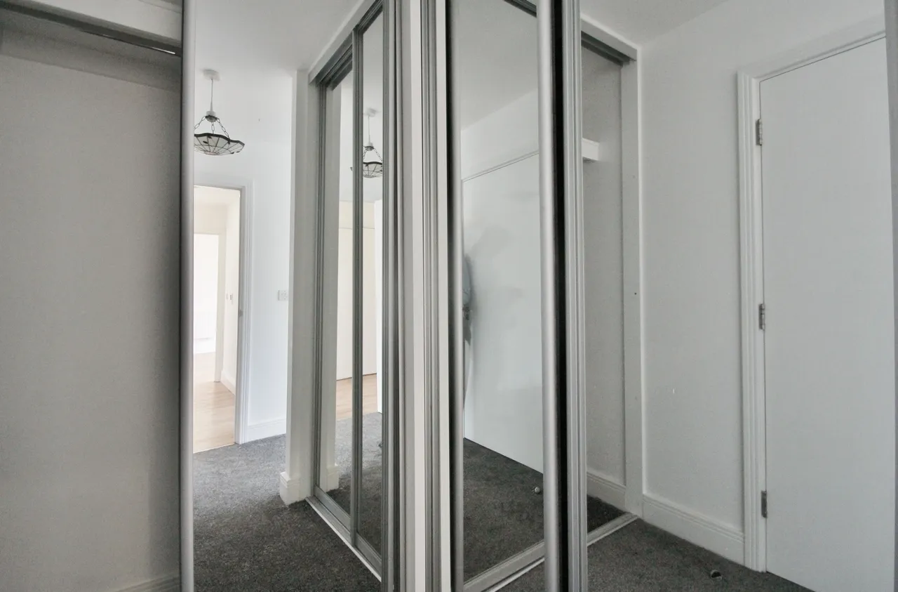 Roehampton Lane, Roehampton, SW15, photo 12