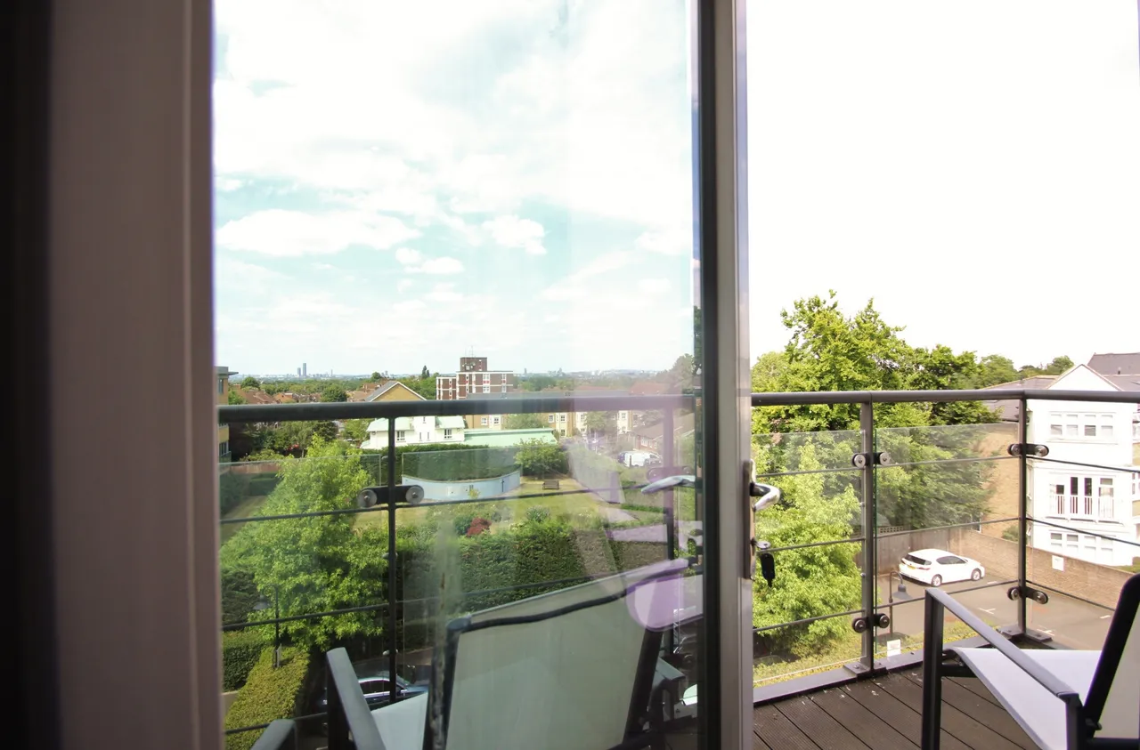 Roehampton Lane, Roehampton, SW15, photo 15