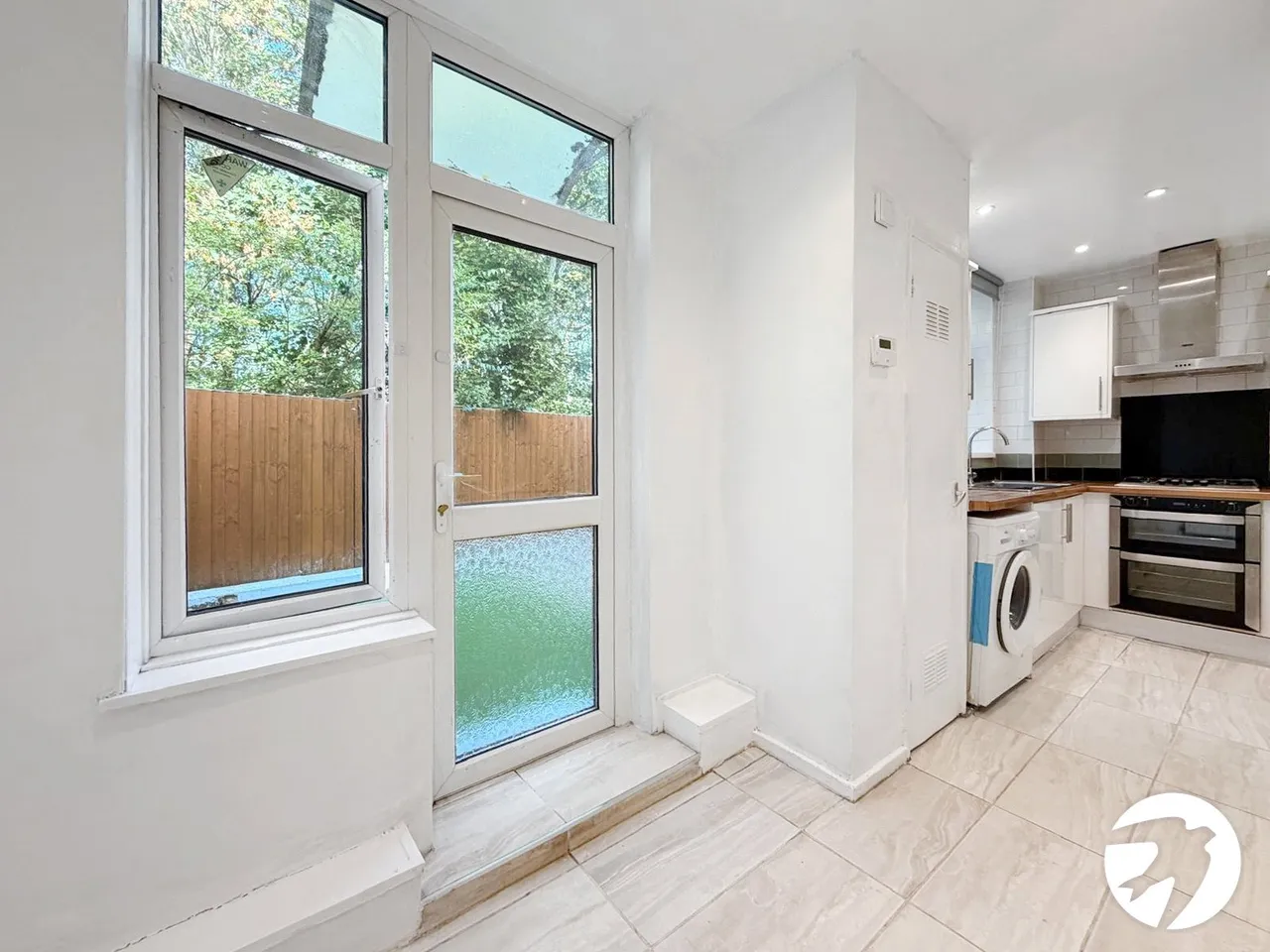 Felspar Close, London, SE18, photo 5