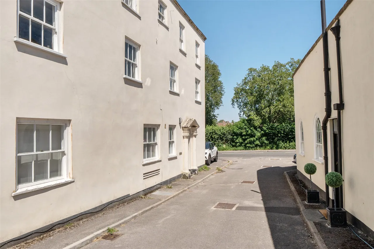 Henbury Road, Somerset, Henbury, BS10 7AD, photo 8