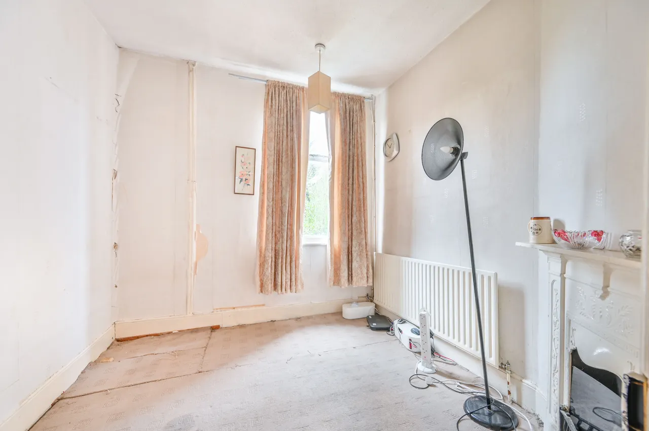 London, NW10, photo 13