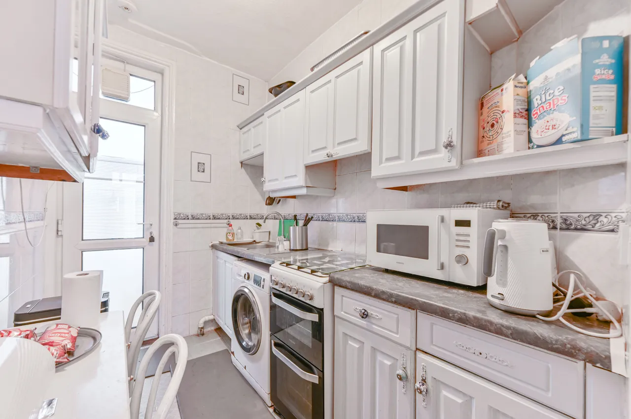 London, NW10, photo 9