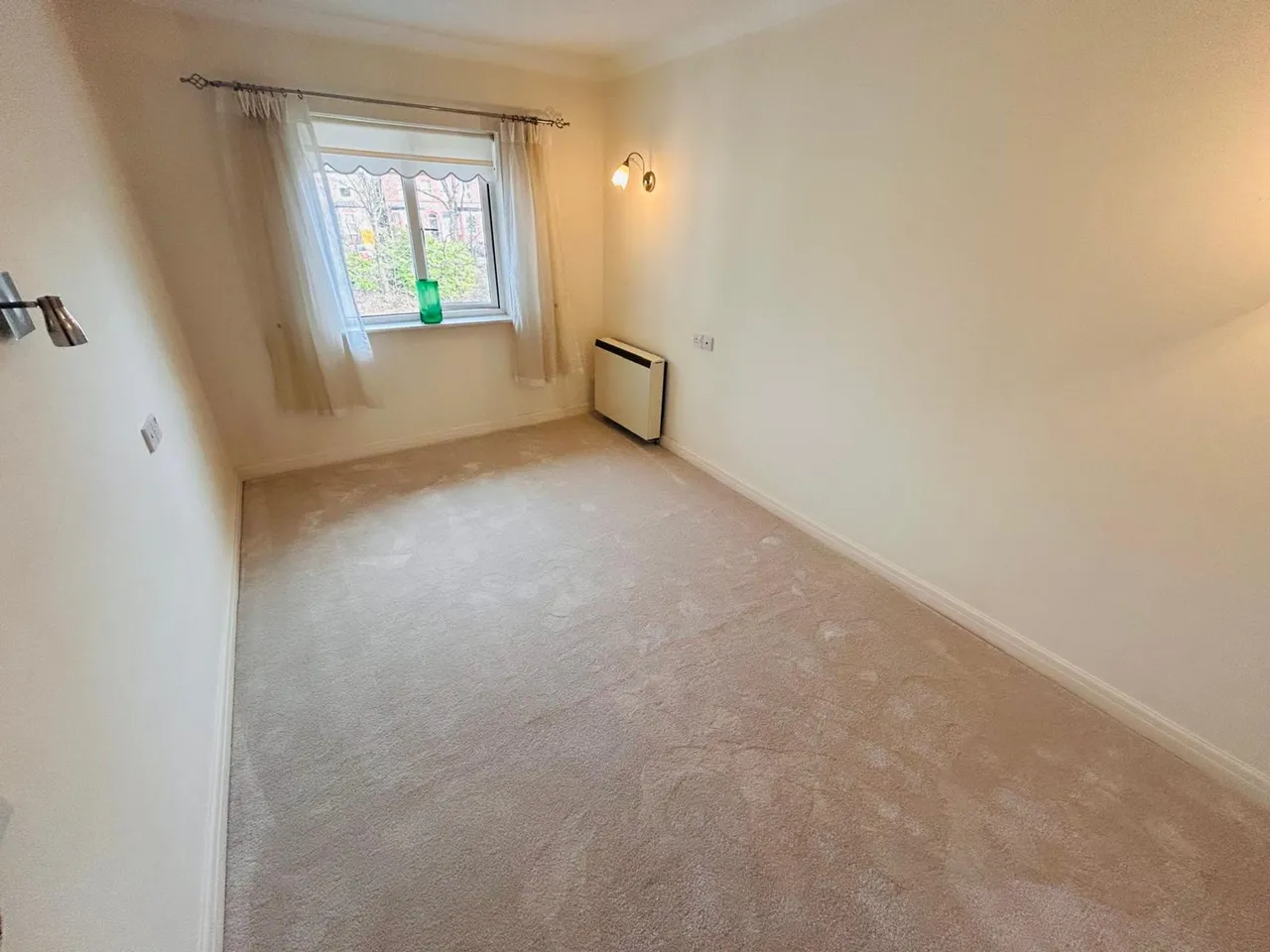 Brown Street, Rostherne Court, WA14, photo 7