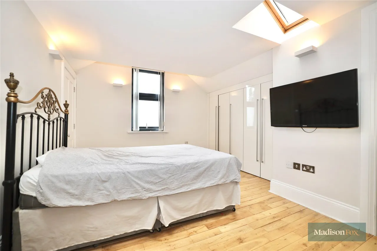 Lingmere Close, Chigwell, IG7, photo 10