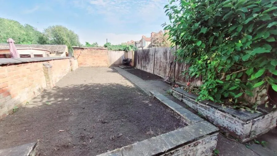 St. Saviours Road, Coalville, LE67, photo 8