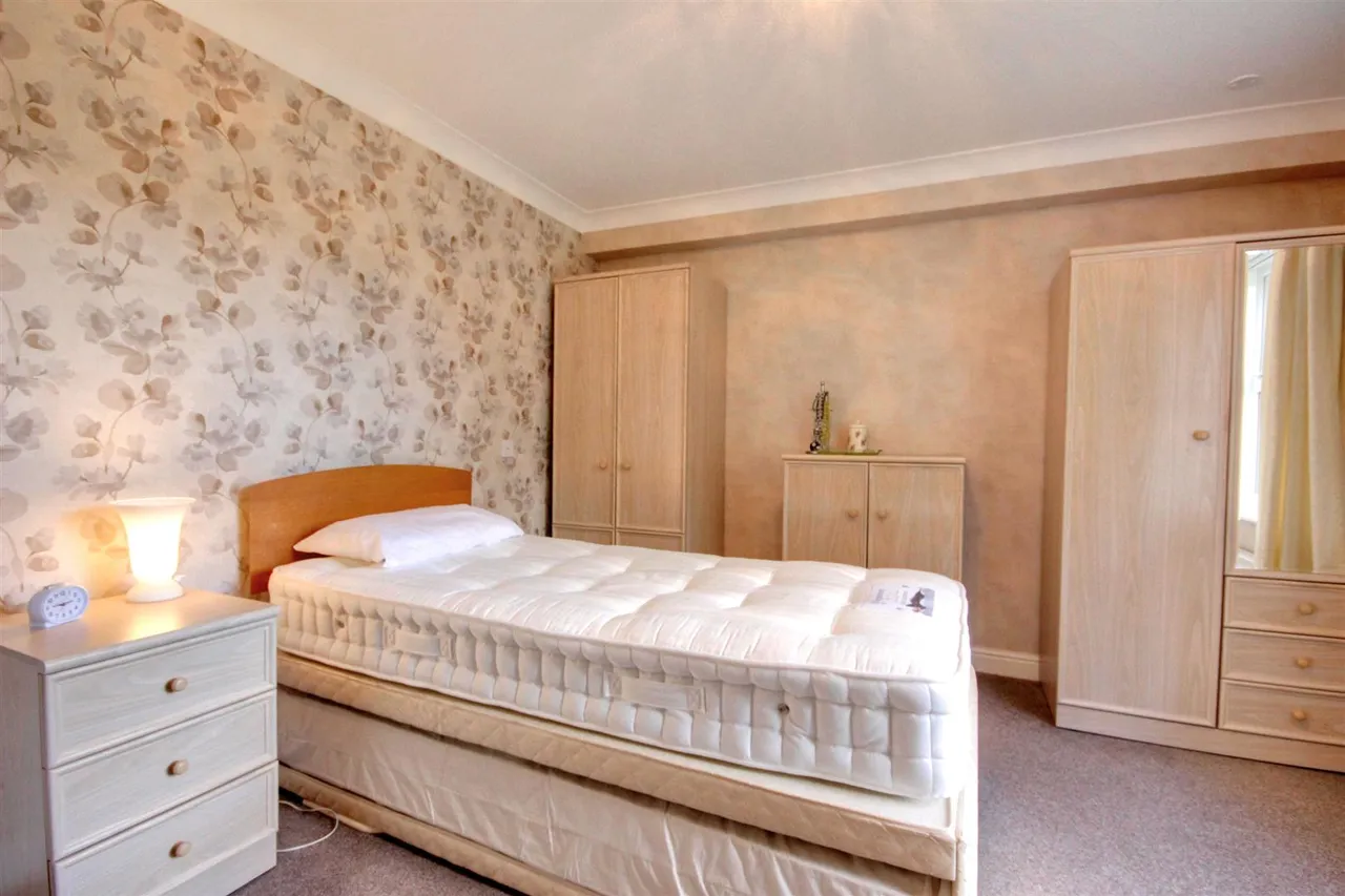 Beverley Road, Willerby, photo 8