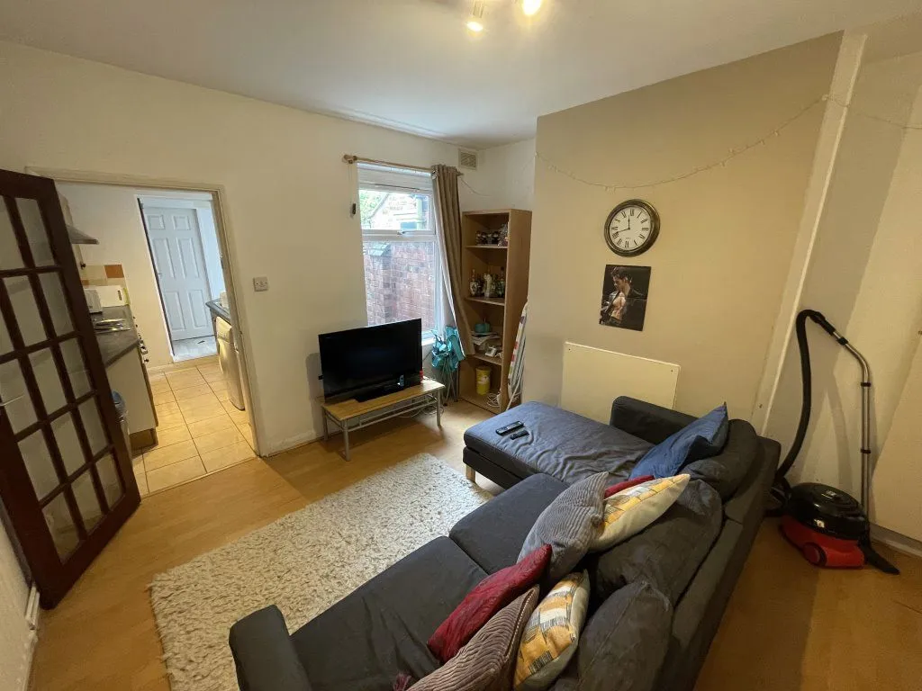 3 bed property to rent, Leopold Road, Leicester, LE2