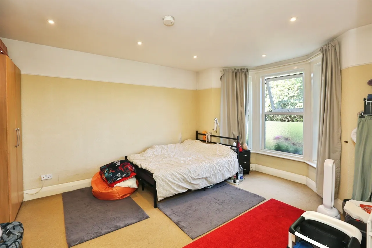Whitworth Crescent, Southampton, photo 5