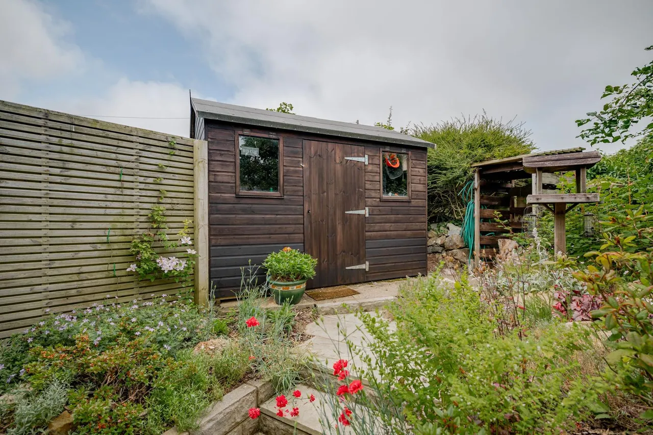 An exceptional 7-Bedroom home with flexible living and stunning Rhossili location, photo 45