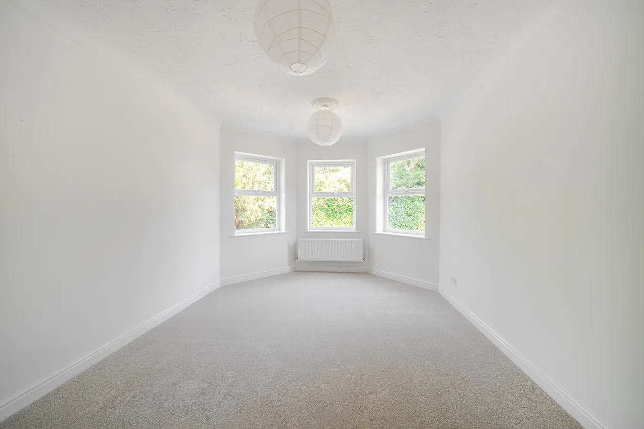 Hale Place, Farnham, GU9, photo 4