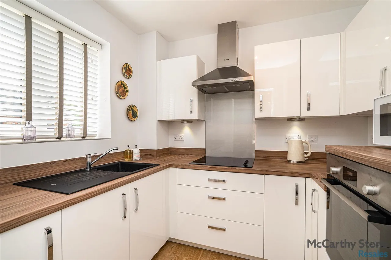 Upper Staithe Road, Stalham, NR12, photo 16