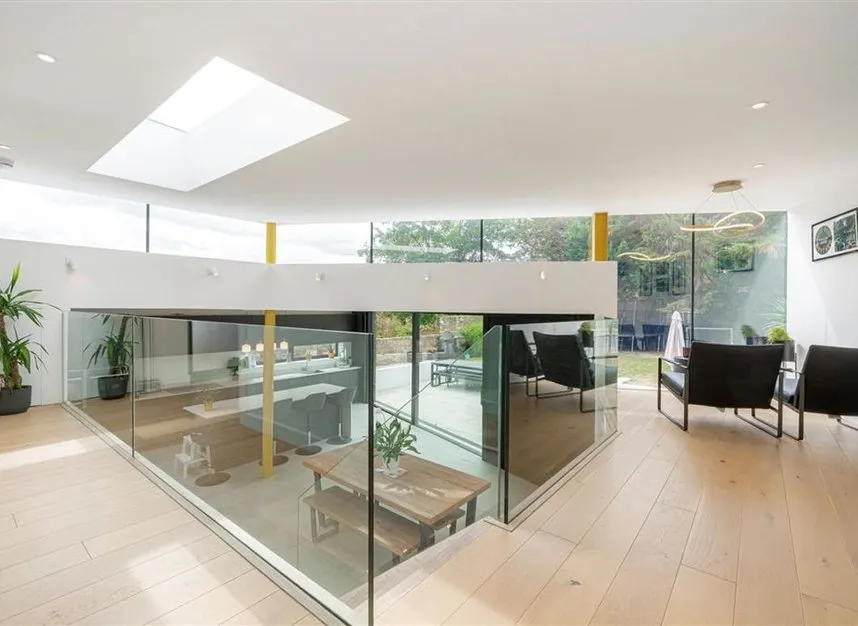 Kingston Lane, Teddington, TW11, photo 9