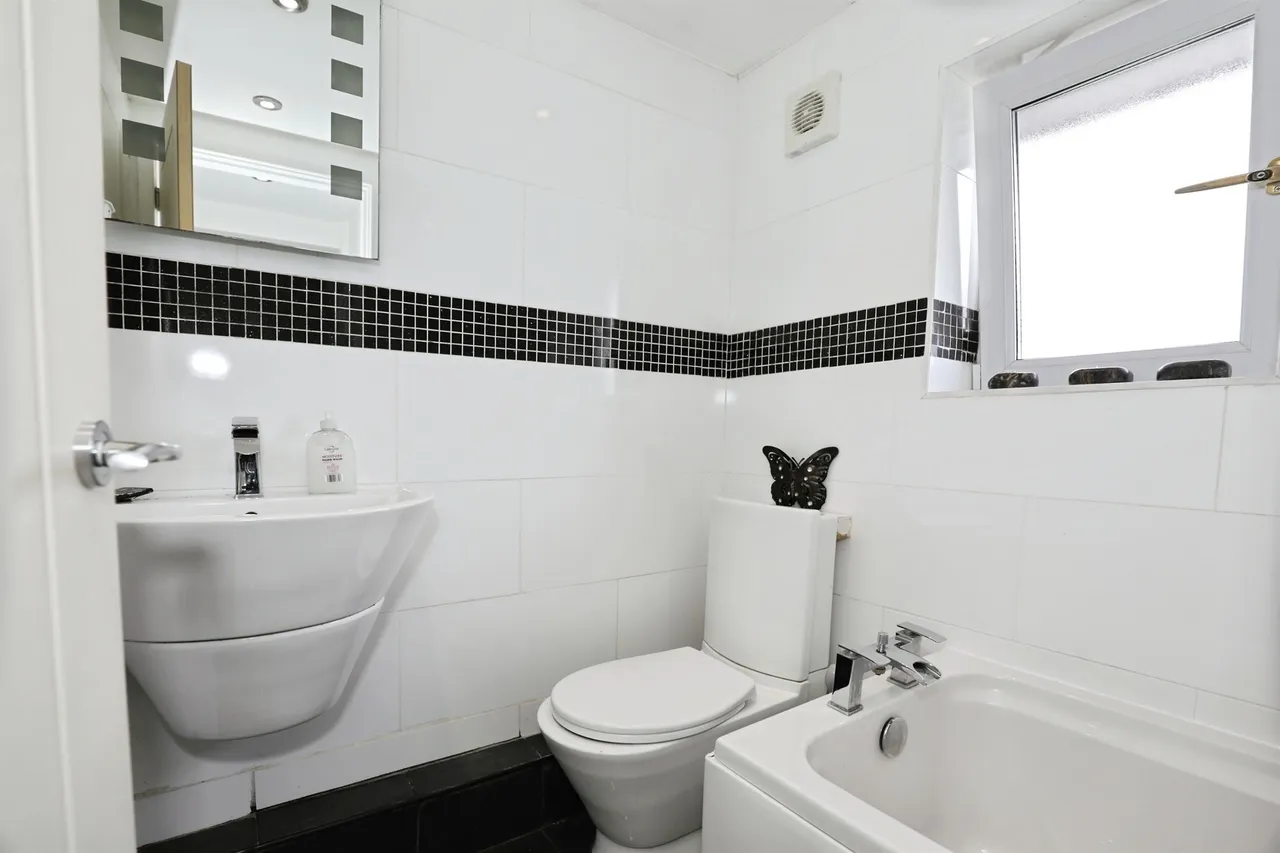 Farm Road, Weaverham, CW8, photo 19