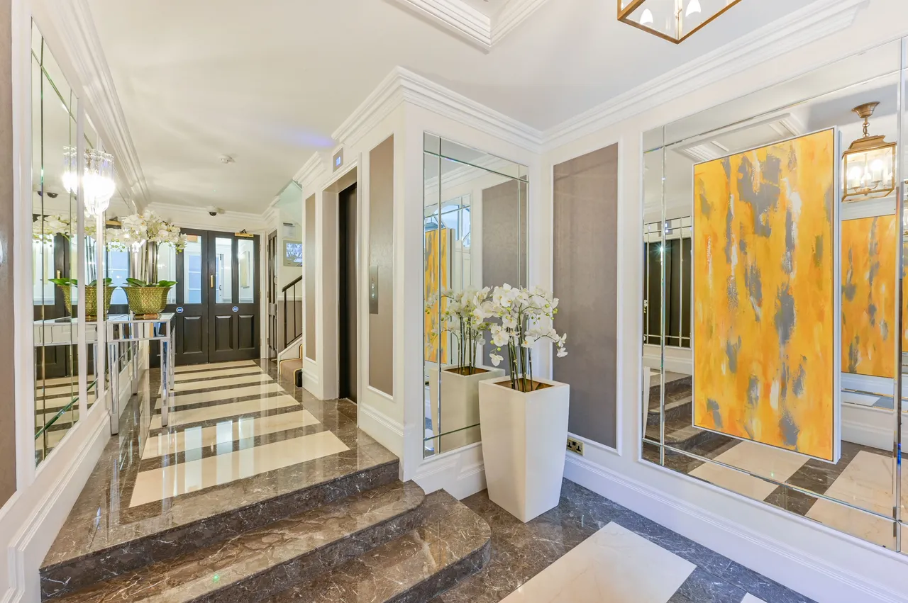 Flat 23, 71-73 Upper Berkeley Street, London, photo 8