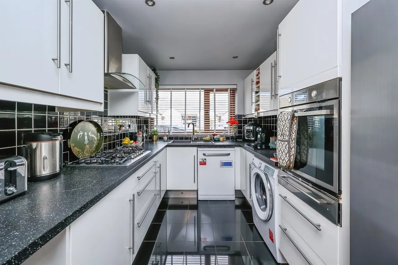 Palmerston Street, Underwood, NG16, photo 5