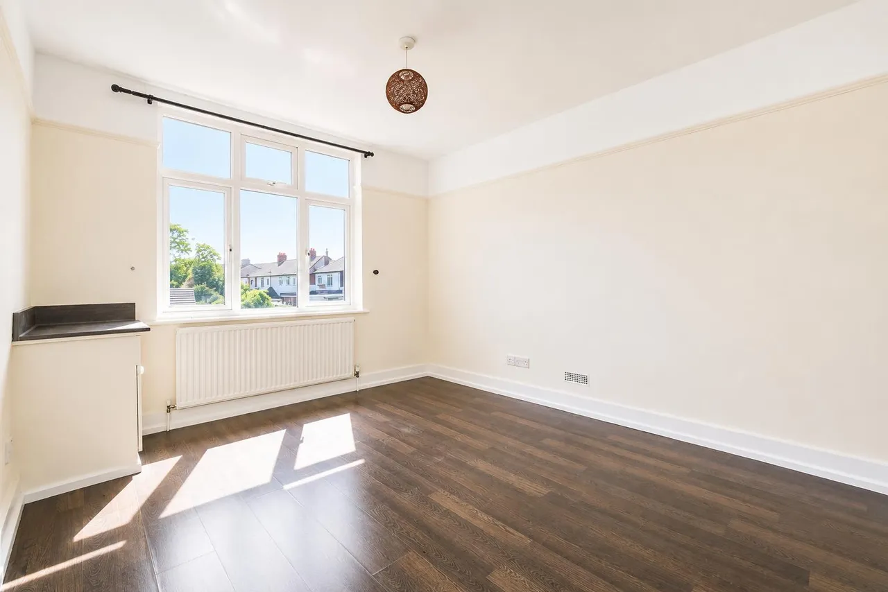 Beccles Drive, Barking, IG11, photo 11