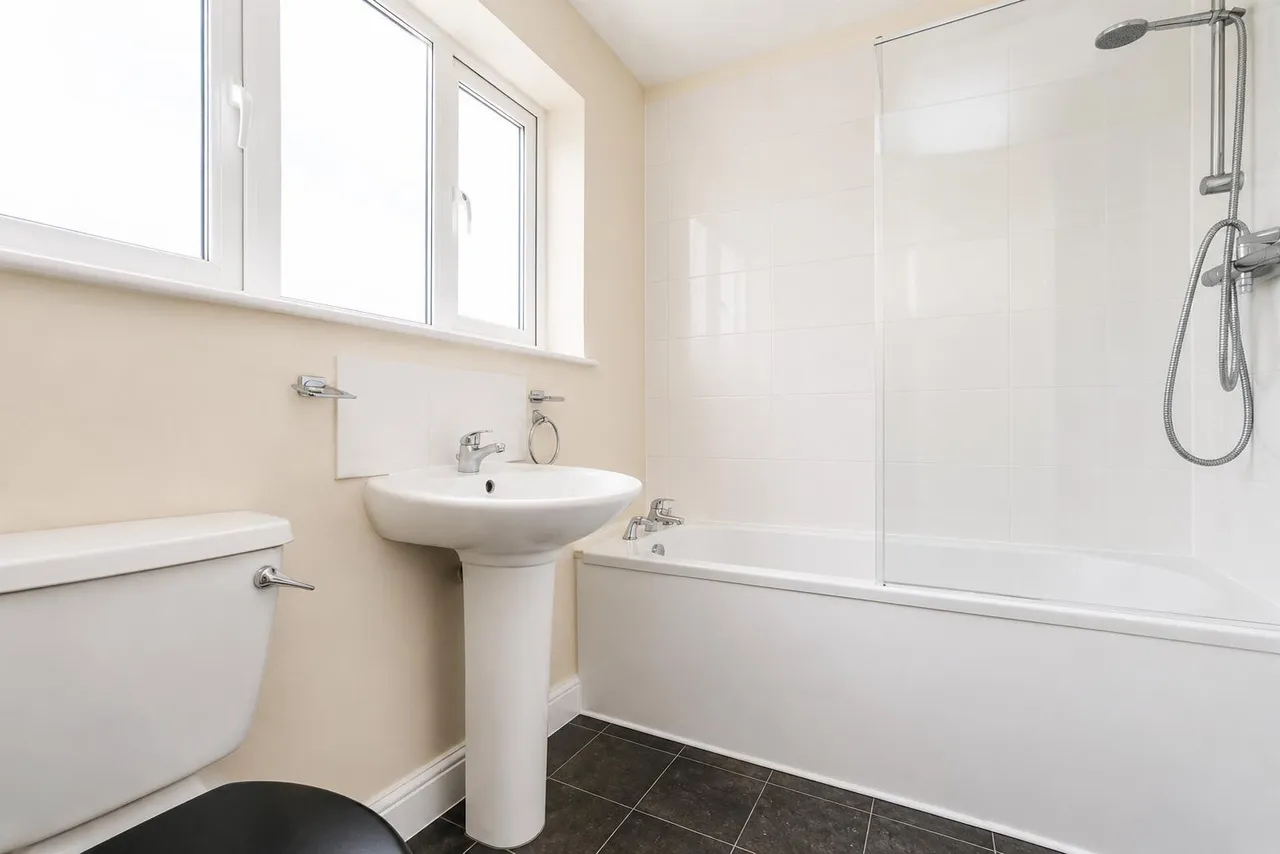 Beccles Drive, Barking, IG11, photo 10