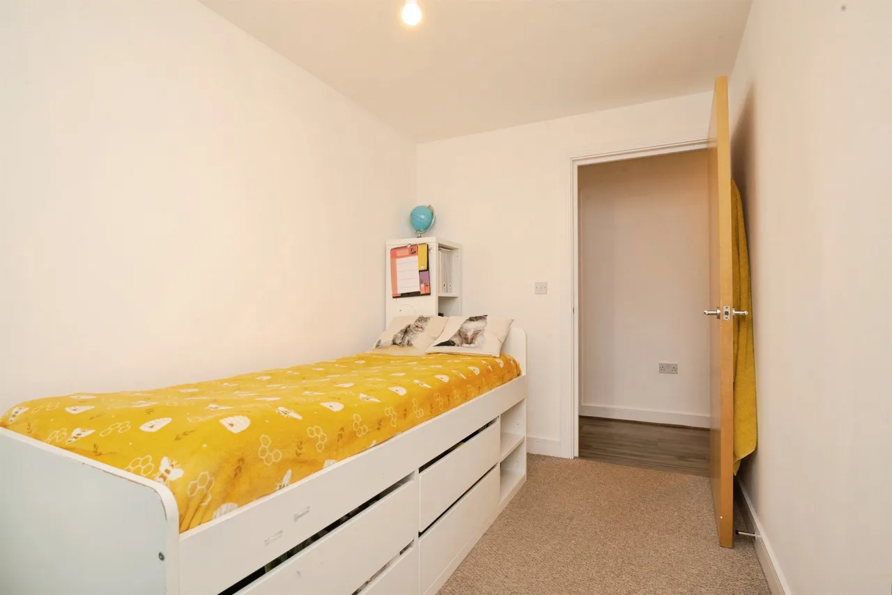 Heol Tre Forys, Penarth, CF64, photo 10