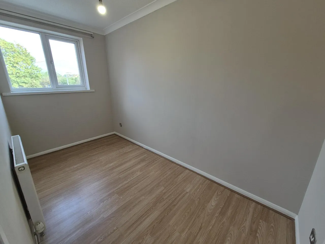 Florence Close, Grays, RM20, photo 10