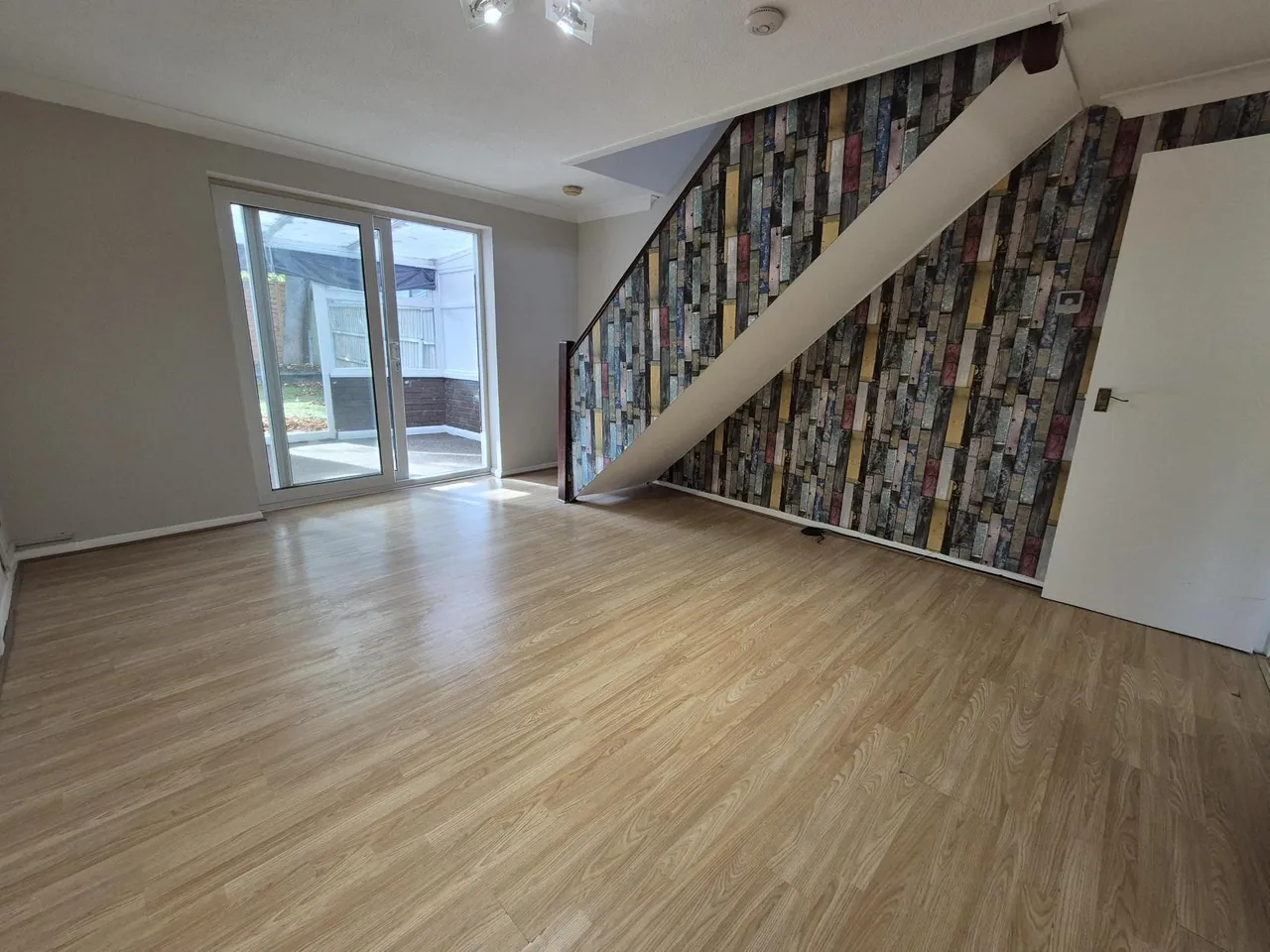 Florence Close, Grays, RM20, photo 5