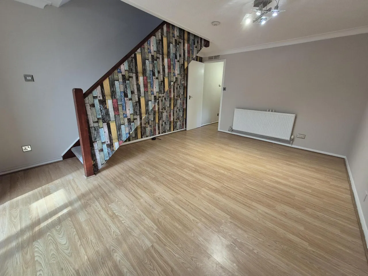 Florence Close, Grays, RM20, photo 3