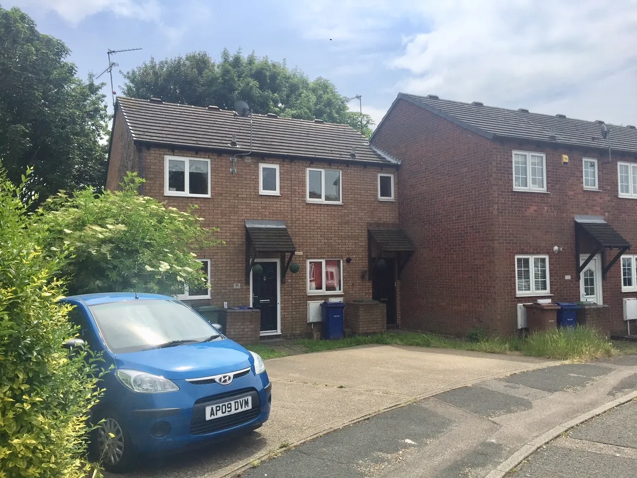 2 bed house to rent, Florence Close, Grays, RM20