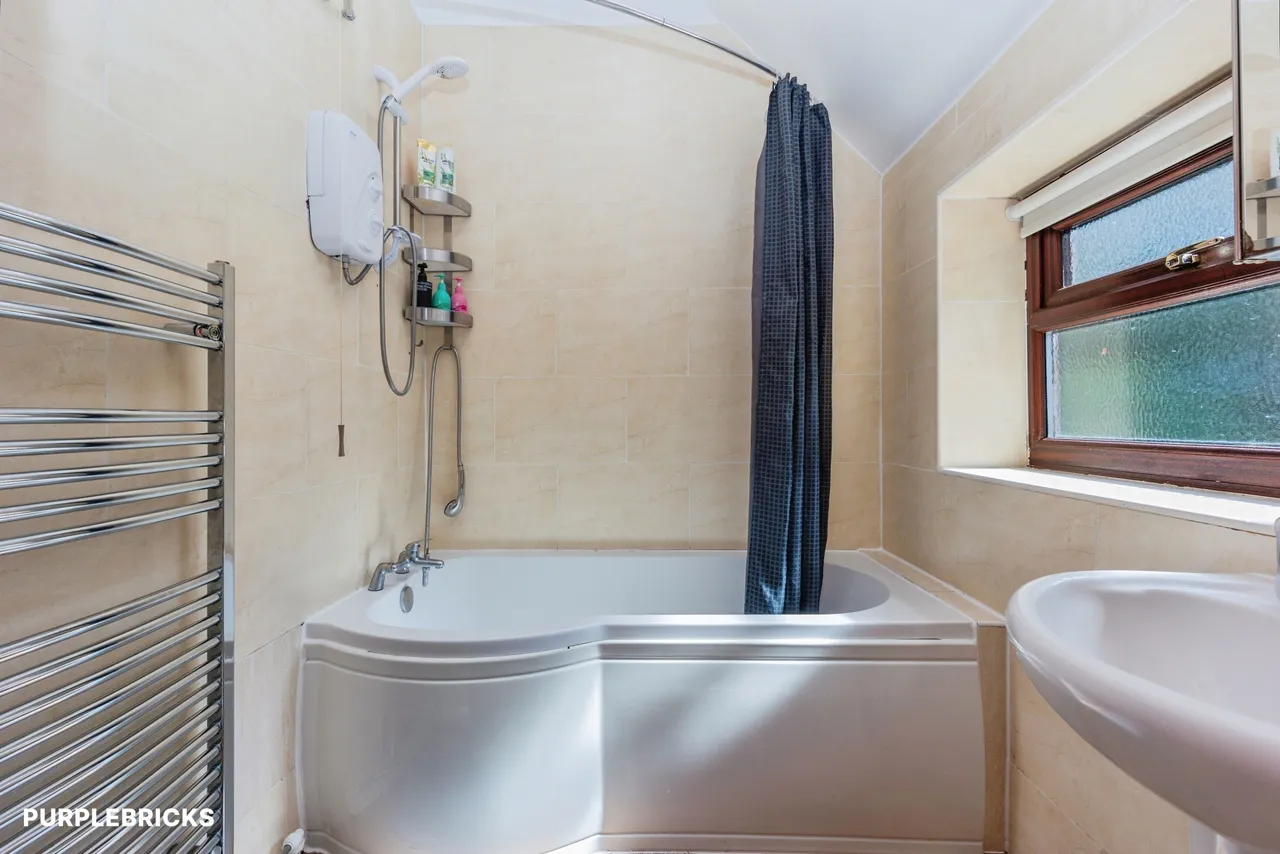 Langdale Avenue, Oldham, OL8, photo 12