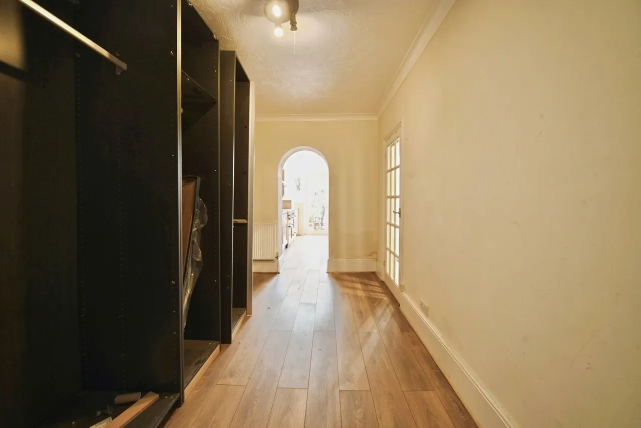 Park Road, LONDON, London, E12, photo 8