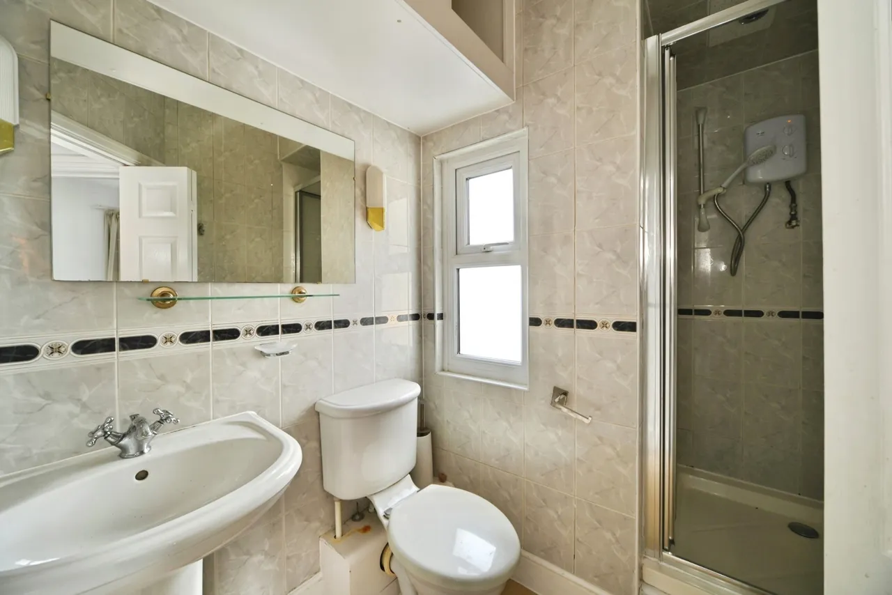 Park Road, LONDON, London, E12, photo 14