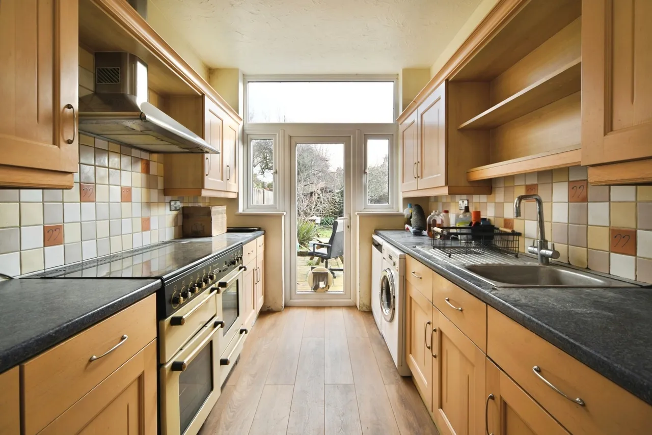 Park Road, LONDON, London, E12, photo 5