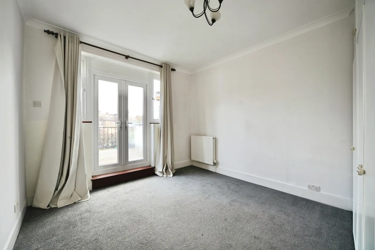 Park Road, LONDON, London, E12, photo 9