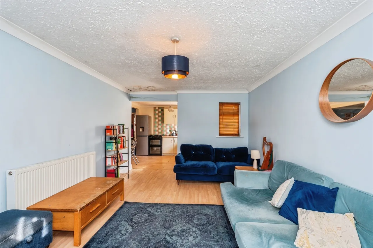Warwick Road, Totton, SO40, photo 12