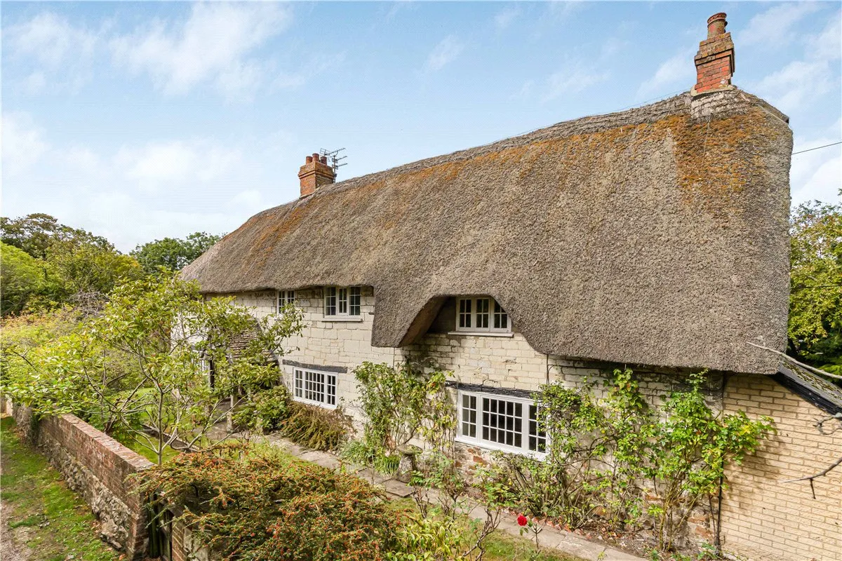 6 bed house for sale, Cues Lane, Bishopstone, SN6